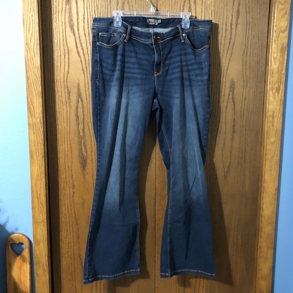 Torrid luxe slim boot cut jeans size 22R